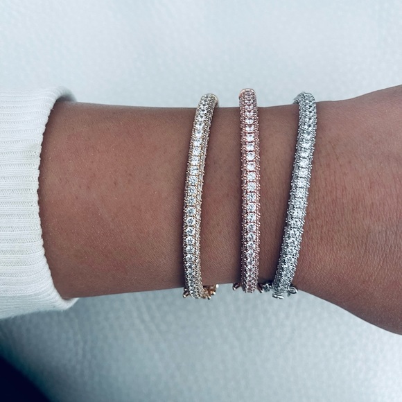 Beautiful three piece bangle set - Picture 1 of 4